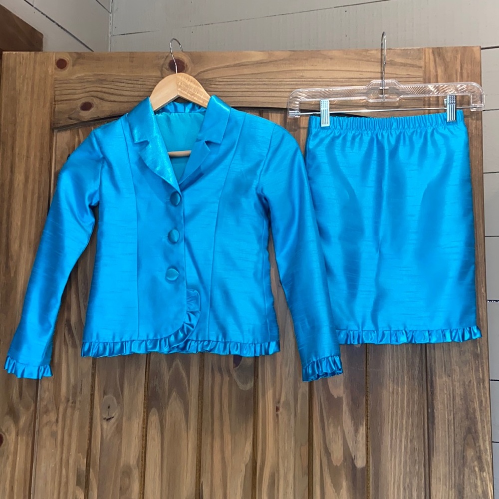 Custom Silk Suit💙 Girls size 8! Pageant Perfect!